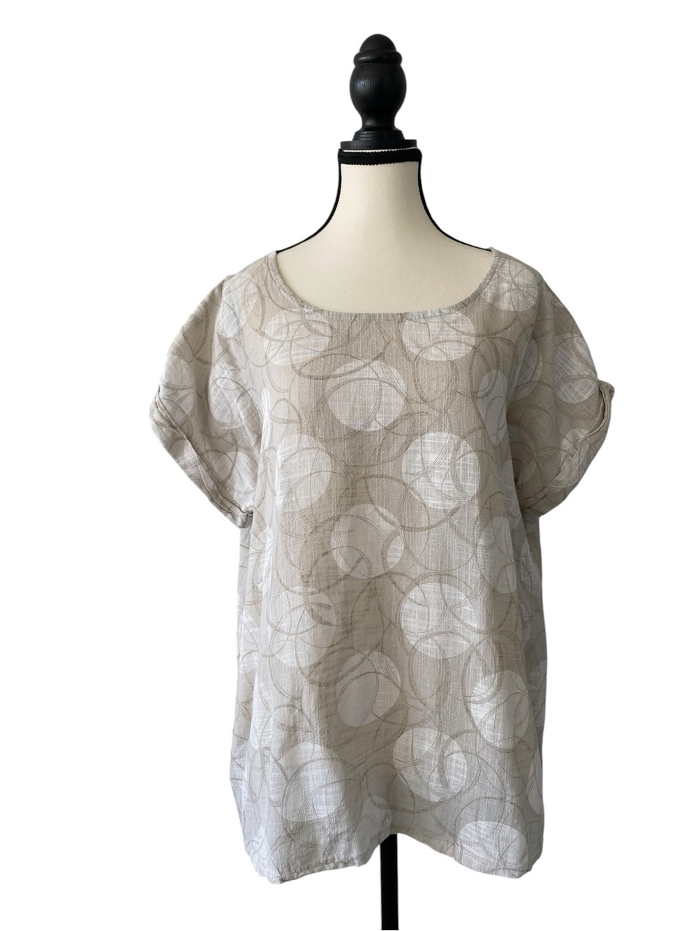 100% Cotton Neutral Circle Print Scoop Neck Top Size Oversized